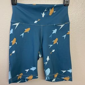 Fighting Eel Ava Sky Active bike shorts in Teal Origami Fish size XS